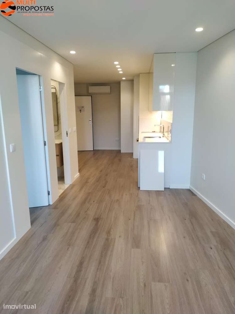 T1 EQUIPADO - R D. Pedro V (S. Vitor) - Grande imagem: 3/24