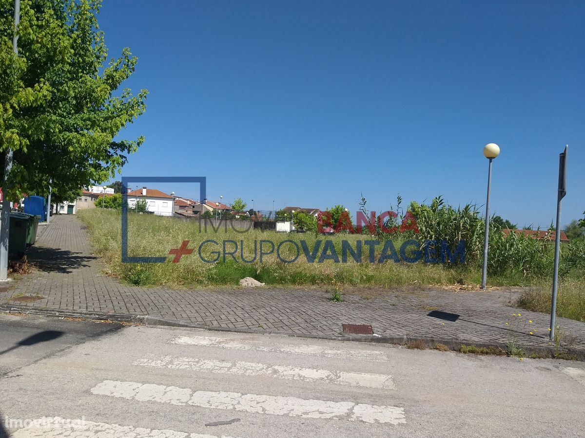 Lote de terreno urbano para moradia.