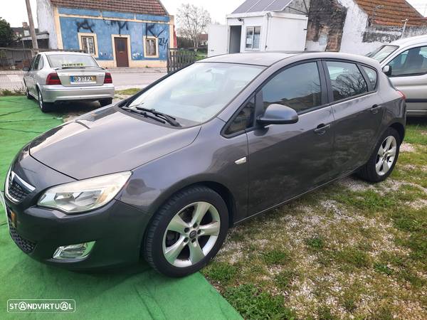 Opel Astra 1.7 CDTi Enjoy - 3