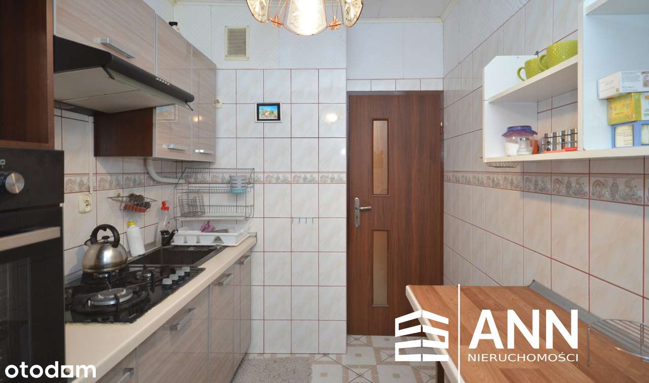 Przestronne mieszkanie z balkonem w Zabrzu-8