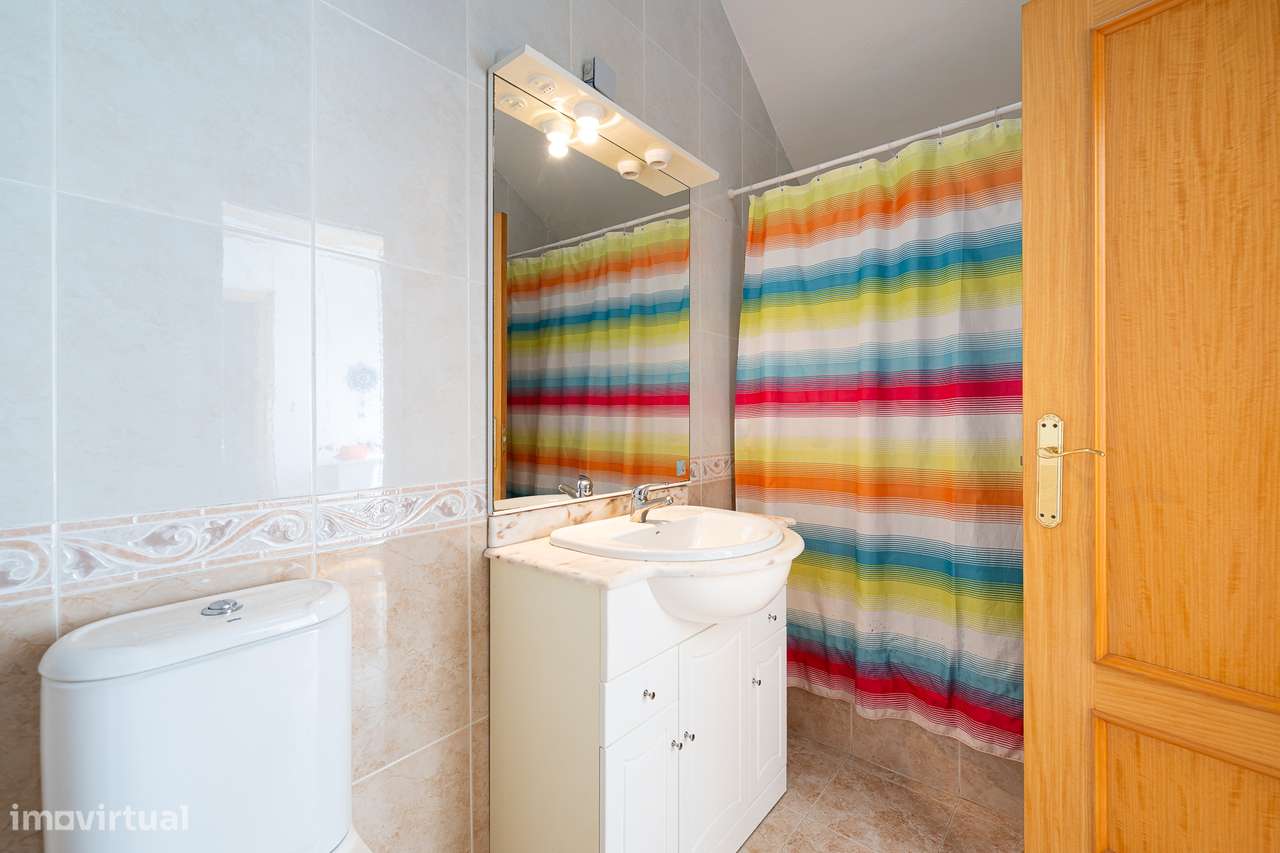 Apartamento T4 DUPLEX Venda em Alhos Vedros,Moita-53