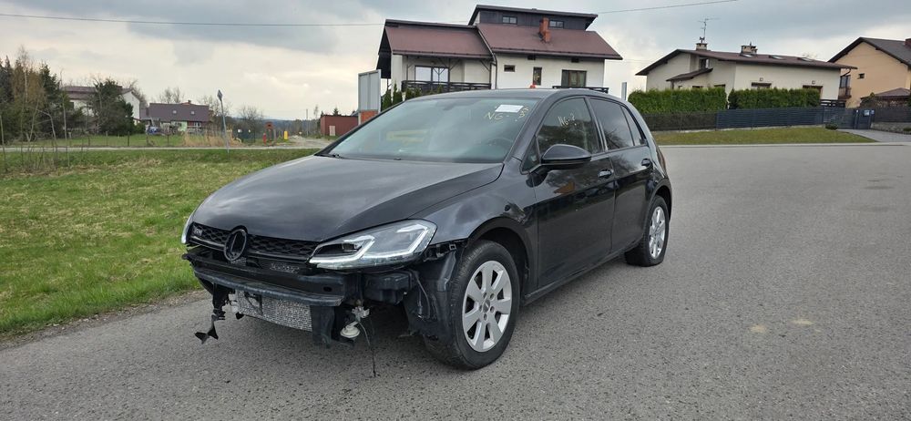 Volkswagen Golf VII 1.6 TDI BlueMotion Technology Comfortline 2014