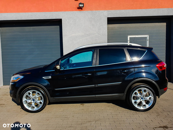 Ford Kuga - 24