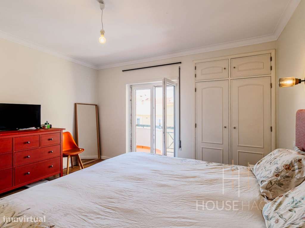 T2+2 Duplex Renovado com parqueamento e arrecadação-15