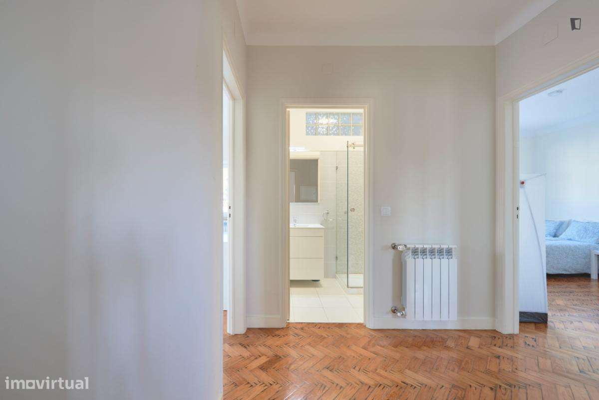 Quarto - localizado em Alvalade Lisbon - Grande imagem: 4/10