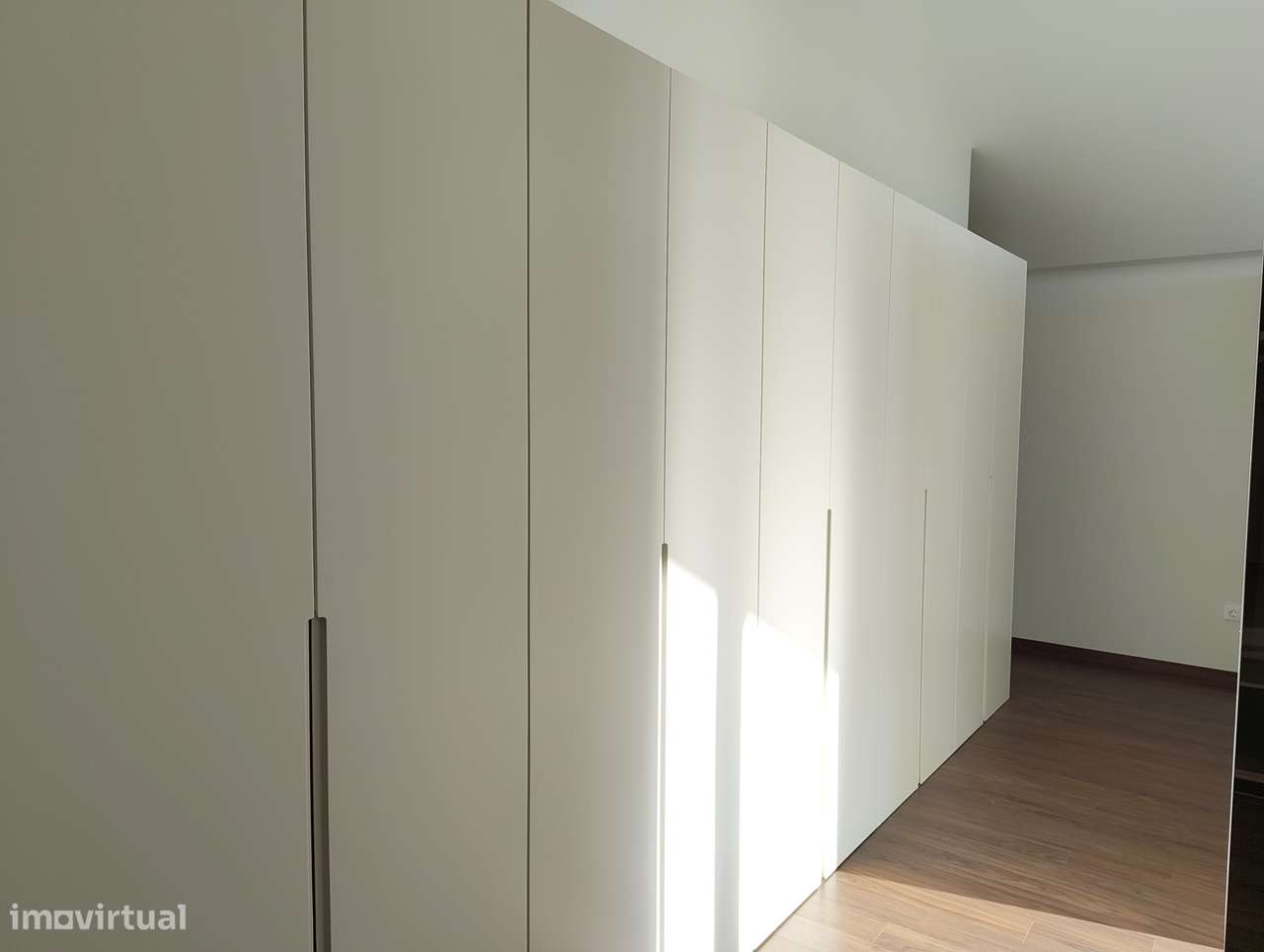 MORADIA NOVA com Piscina e Jardim - Junto ao Mar .-28