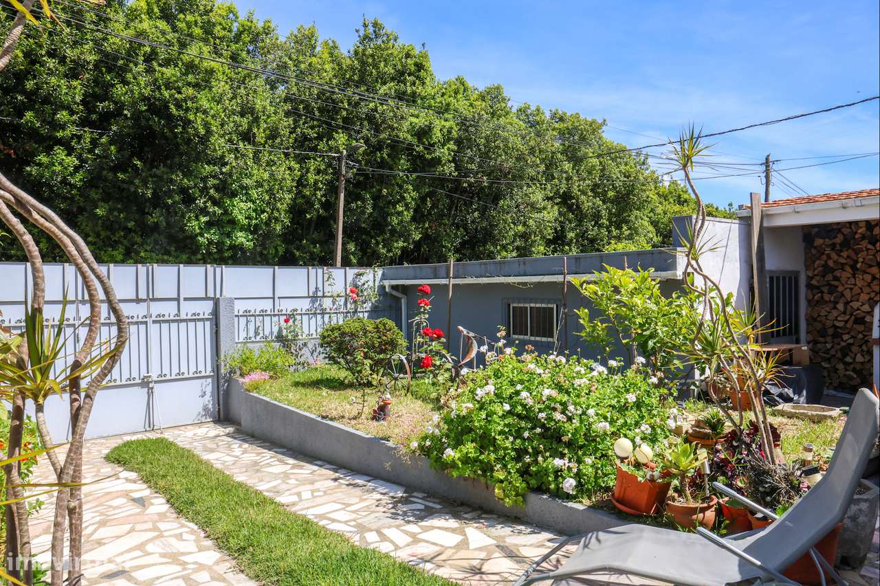 Moradia T3 Renovada em Canidelo-19
