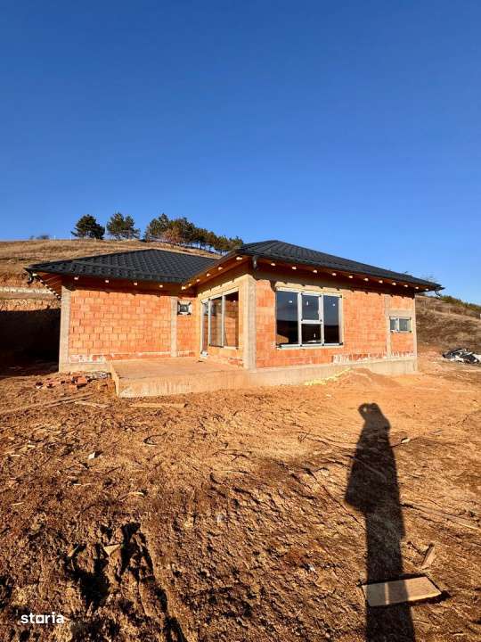 De  vanzare  casa individuala in loc.Suceagu, la 15km de Cluj-Napoca - Imagine principală: 4/9