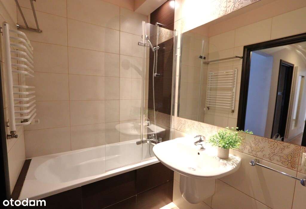 2 pok. i osobna kuchnia, loggia, zadbane-6