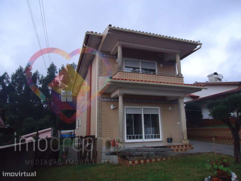 MORADIA T3 EM PINHEIRO DA BEMPOSTA - OLIVEIRA DE AZEMEIS -AVEIRO-0