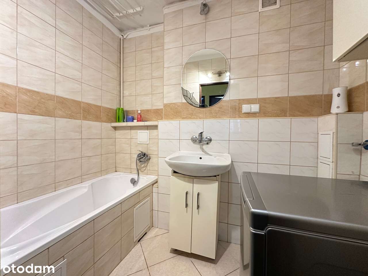 Rezerwacja !!! Sprzedam 3-pokojowe mieszkanie przy Alei Zwycięstwa-8