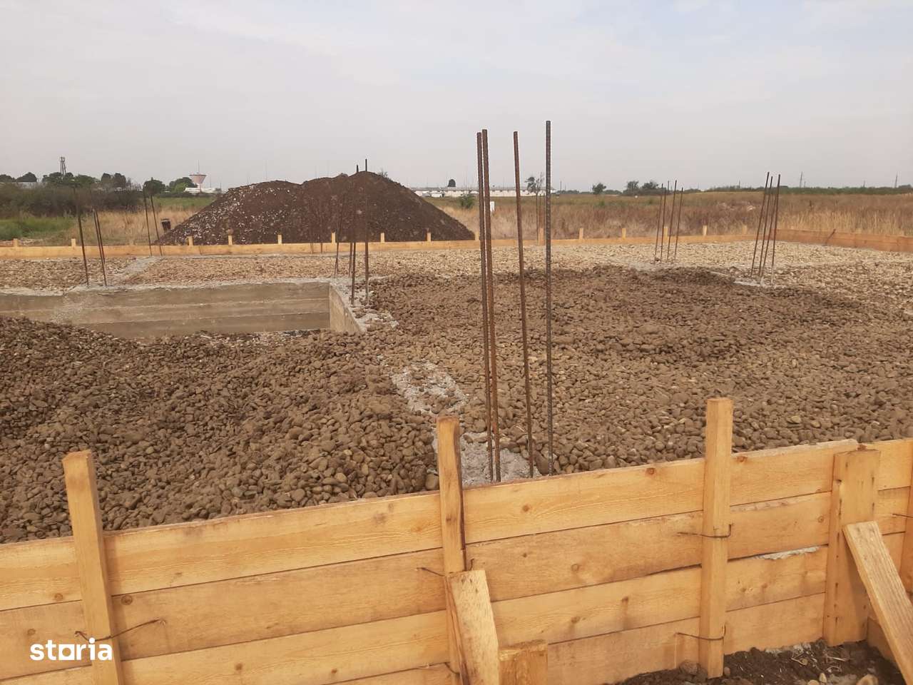 Teren cu fundatie In Santandrei str. Plopului-0