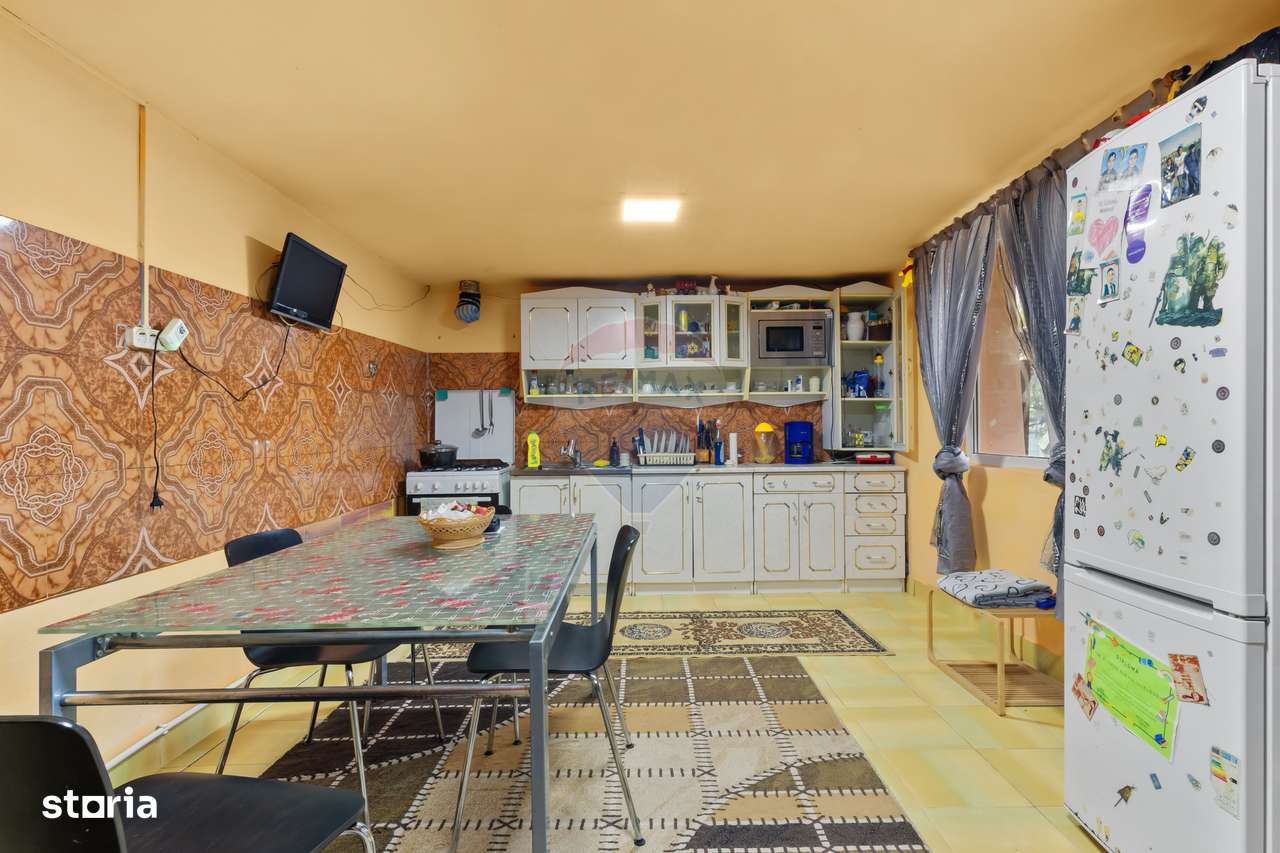 Casă cu teren 1222mp de vanzare in Nadab Judetul Arad - Imagine principală: 2/19