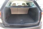 Volkswagen Passat 2.0 TDI DSG Comfortline - 24