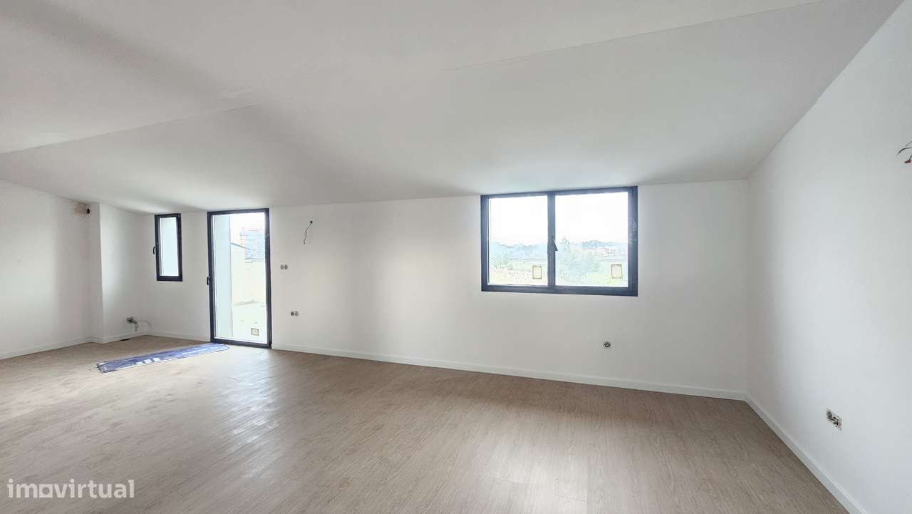 T2 Duplex | Novo | Garagem fechada - Grande imagem: 5/22