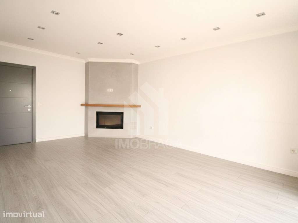 Venda de Apartamento T3 em Lomar - Grande imagem: 4/37