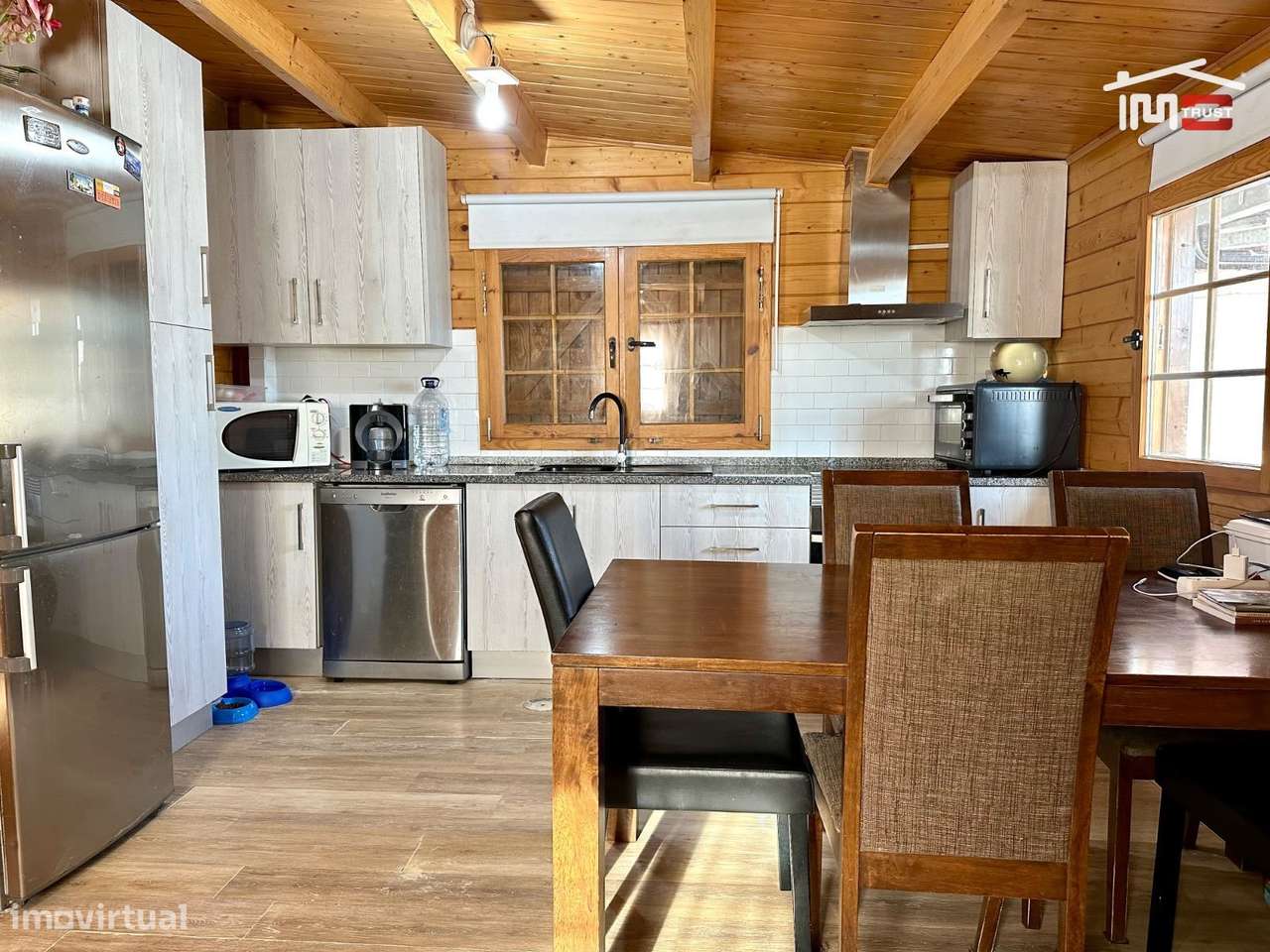 Fantástica Oportunidade Moradia inserida num Lote de 540m2 - Grande imagem: 5/32