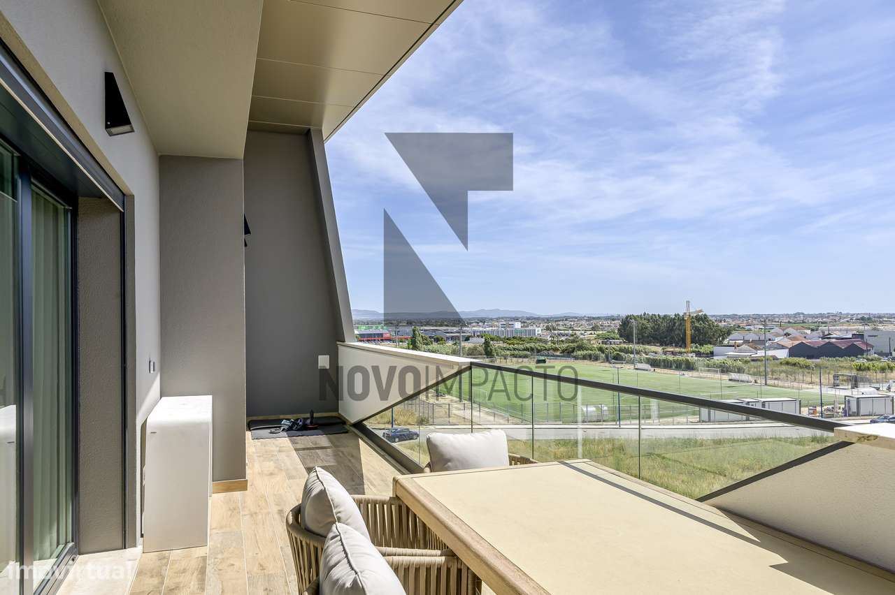 T4 Duplex de Luxo Mobilado, com 2 Terraços e Box para 2 Carros | Mo...-13