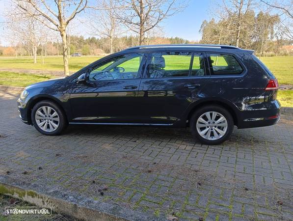 VW Golf Variant 1.6 TDi Confortline DSG - 11