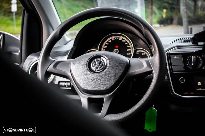 VW Up! 1.0 BMT Move - 37