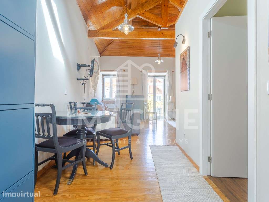 Prédio à Venda Localização Premium - Praça de Bocage-17