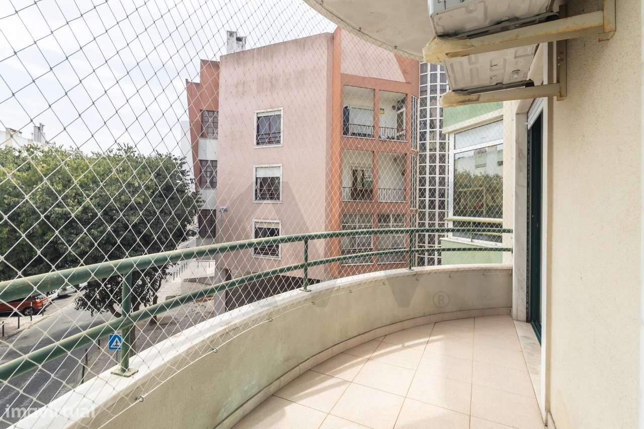 Apartamento T1 na Charneca da Caparica-31