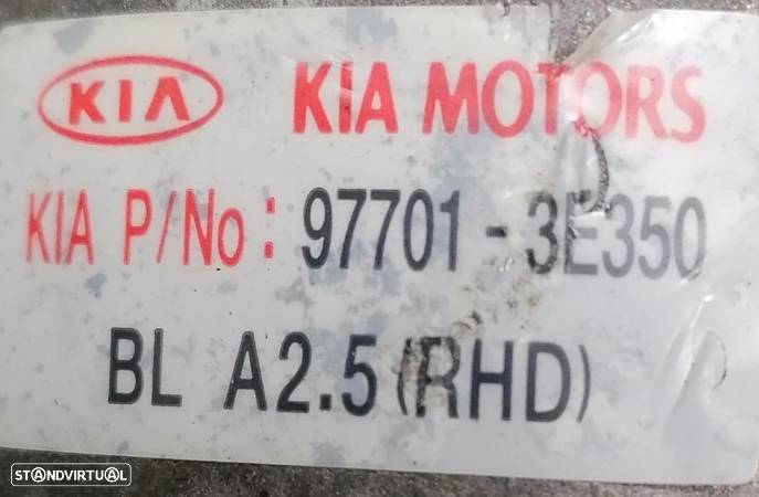 Compressor ar Kia Sorento 2007 2.5 CRDI referência 97701-3E350. - 2