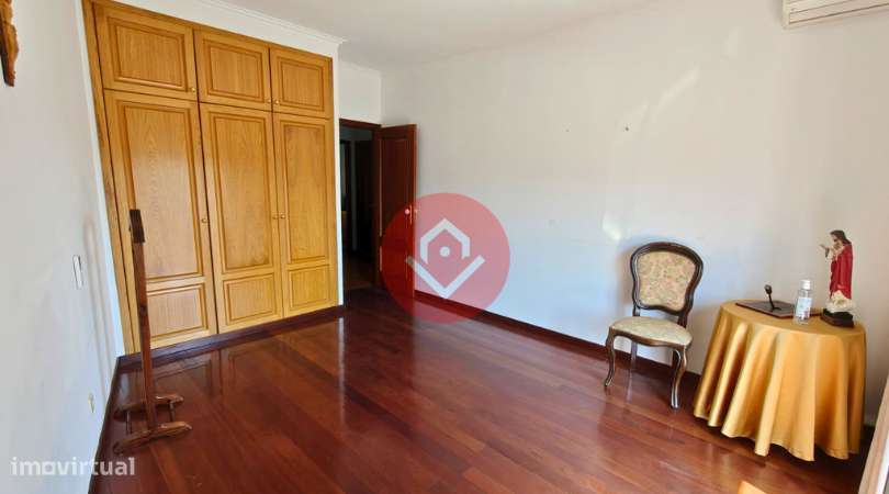T3 com varanda e boas áreas em Vila Verde-9