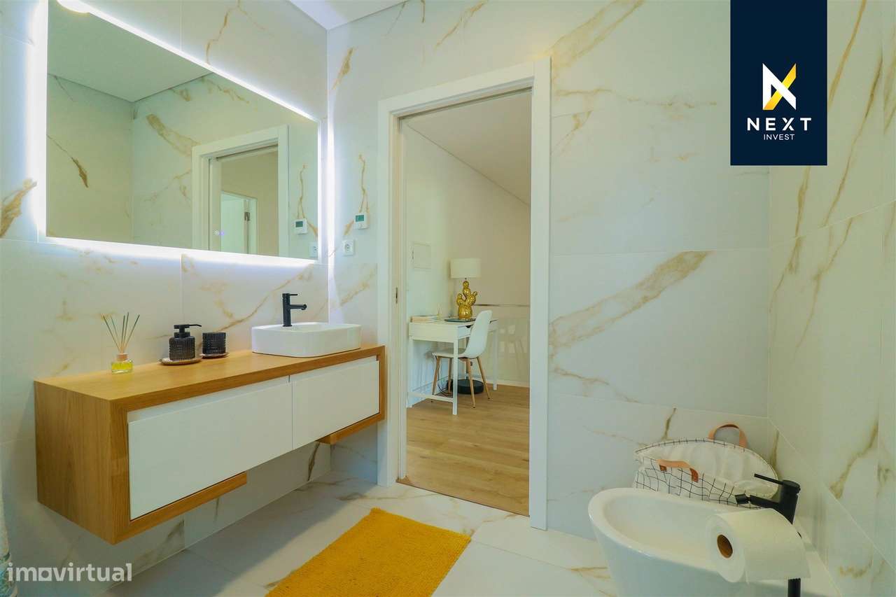 Moradia Geminada T4 com Piscina – Viseu-47