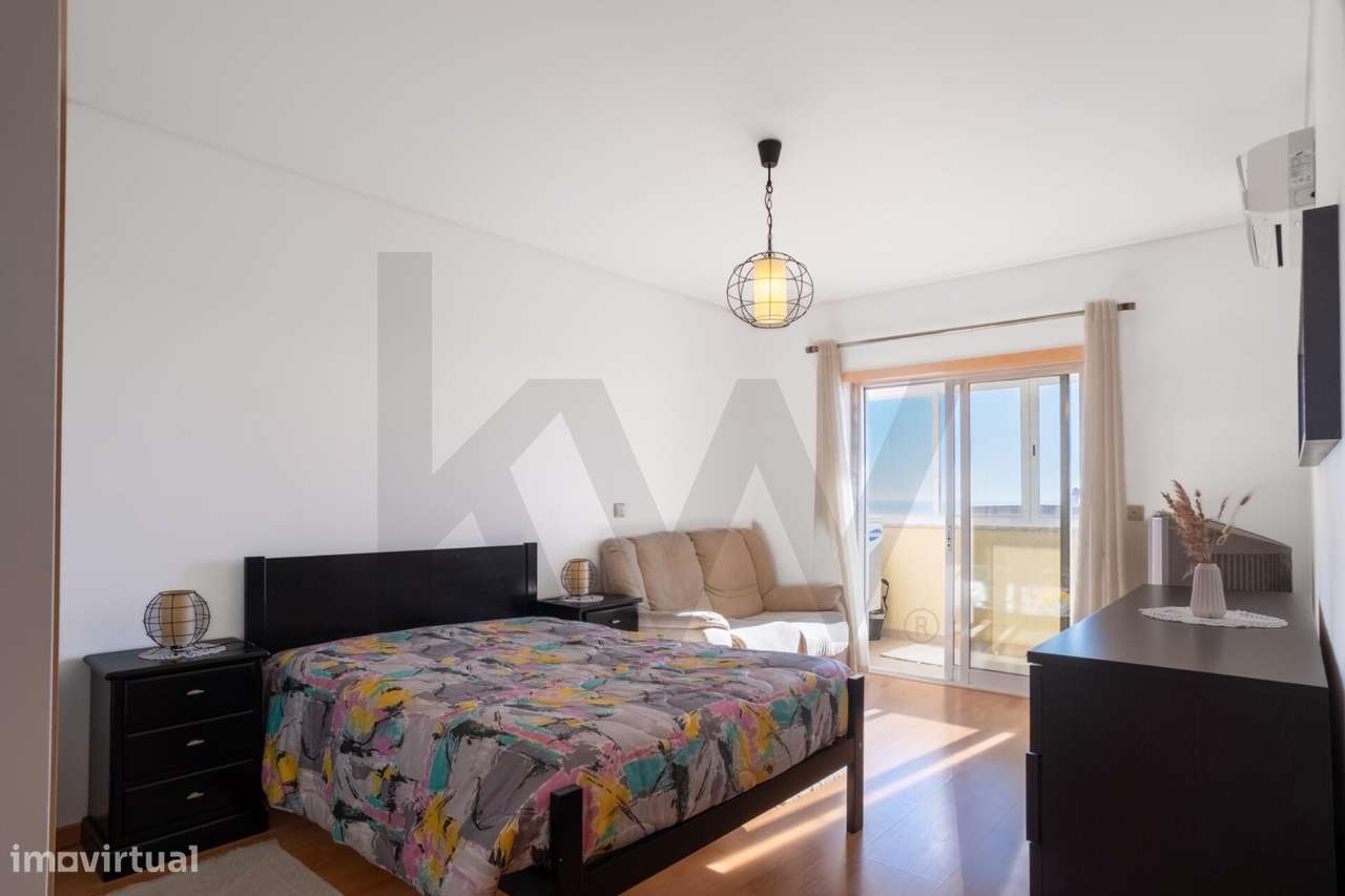 T3 com Box, Arrecadação, 3 Varandas e Vista Rio – Quinta da Piedade, 2-20