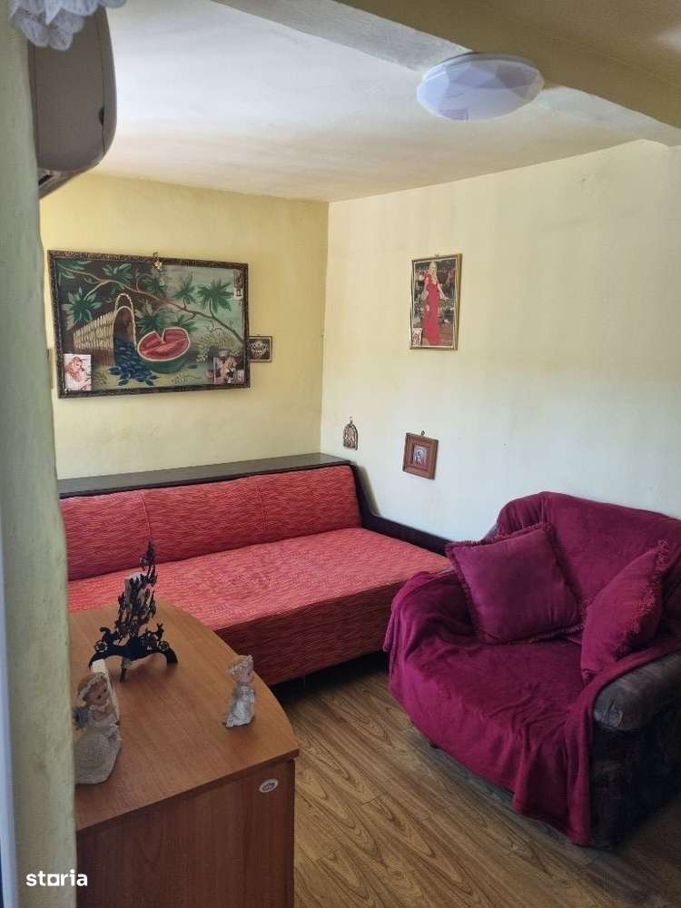 Casă cu suflet, curte proprie și tot confortul de care ai nevoie!-10