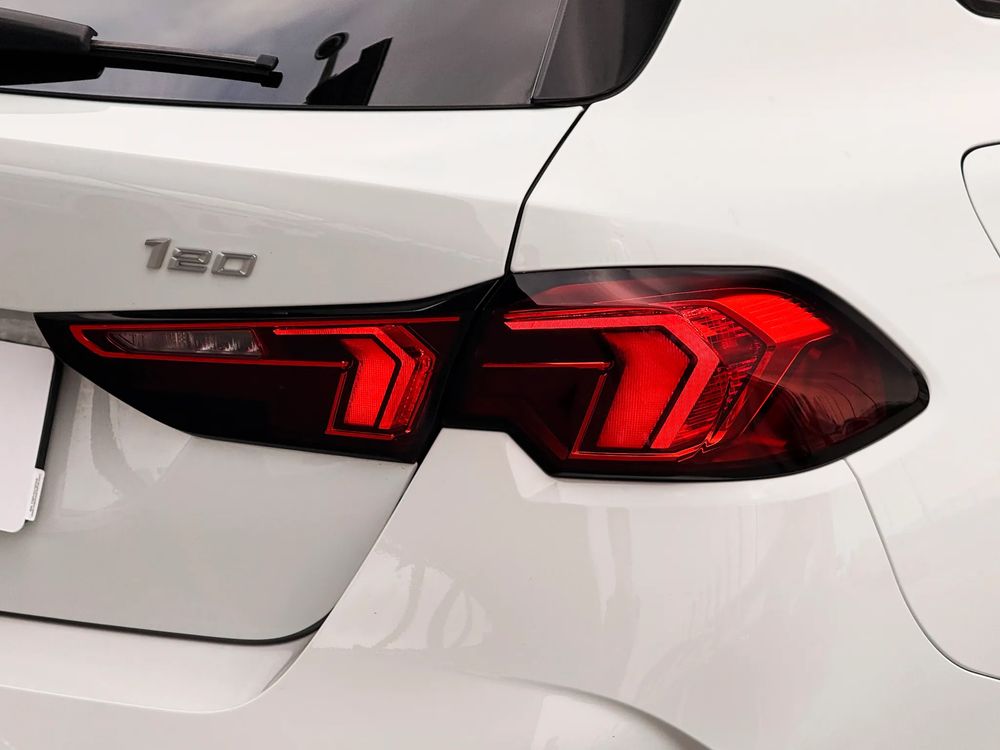 BMW Seria-1 120 170 KM — zdjęcie 2