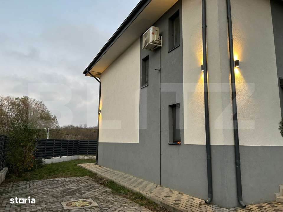 Casa , 4 camere, 100 mp utili, 390 mp teren, zona Bucium - Imagine principală: 3/18