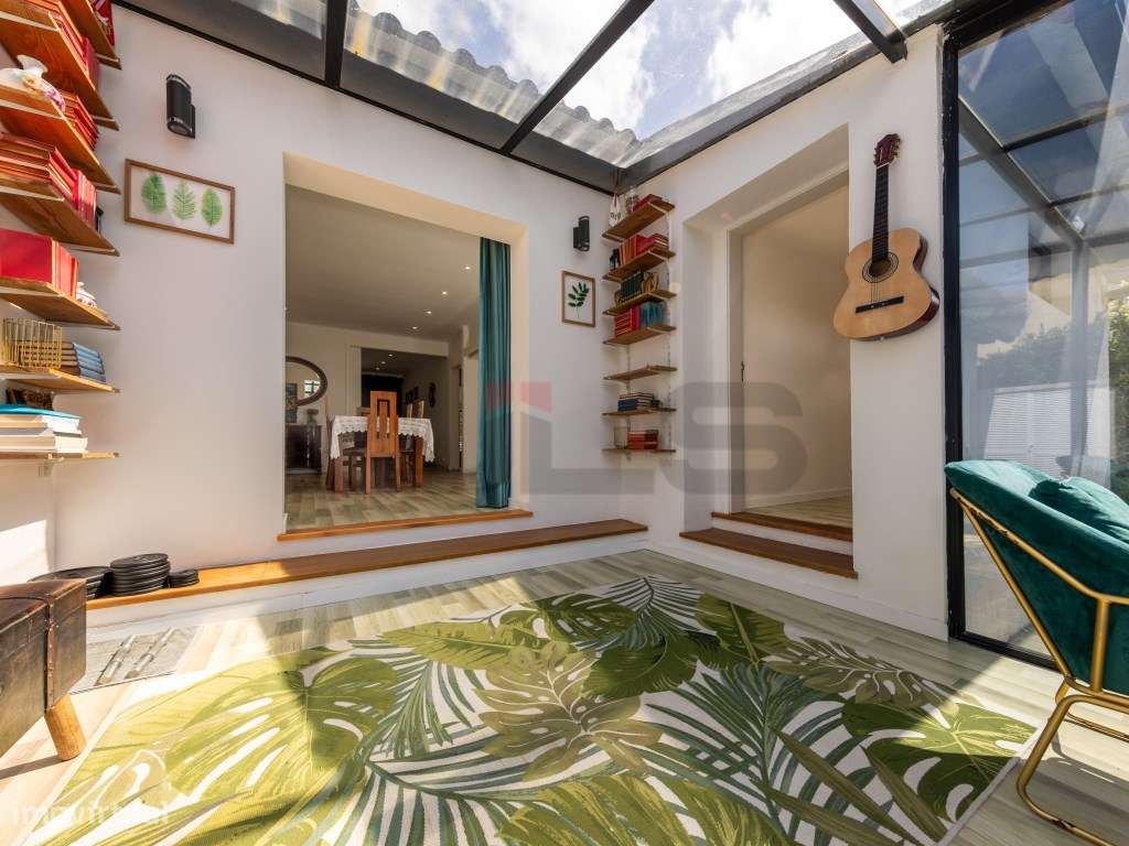 Exclusividade & Natureza na Costa Sul | Moradia Térrea Contemporâne...-31