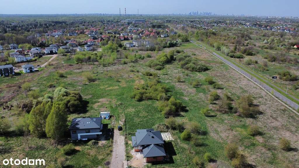 Działka na końcu prywatnej drogi wewnętrznej.-1