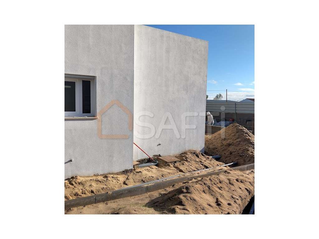 Moradia T3 em construção com piscina e garagem, em Marinhais, Salva... - Grande imagem: 4/18