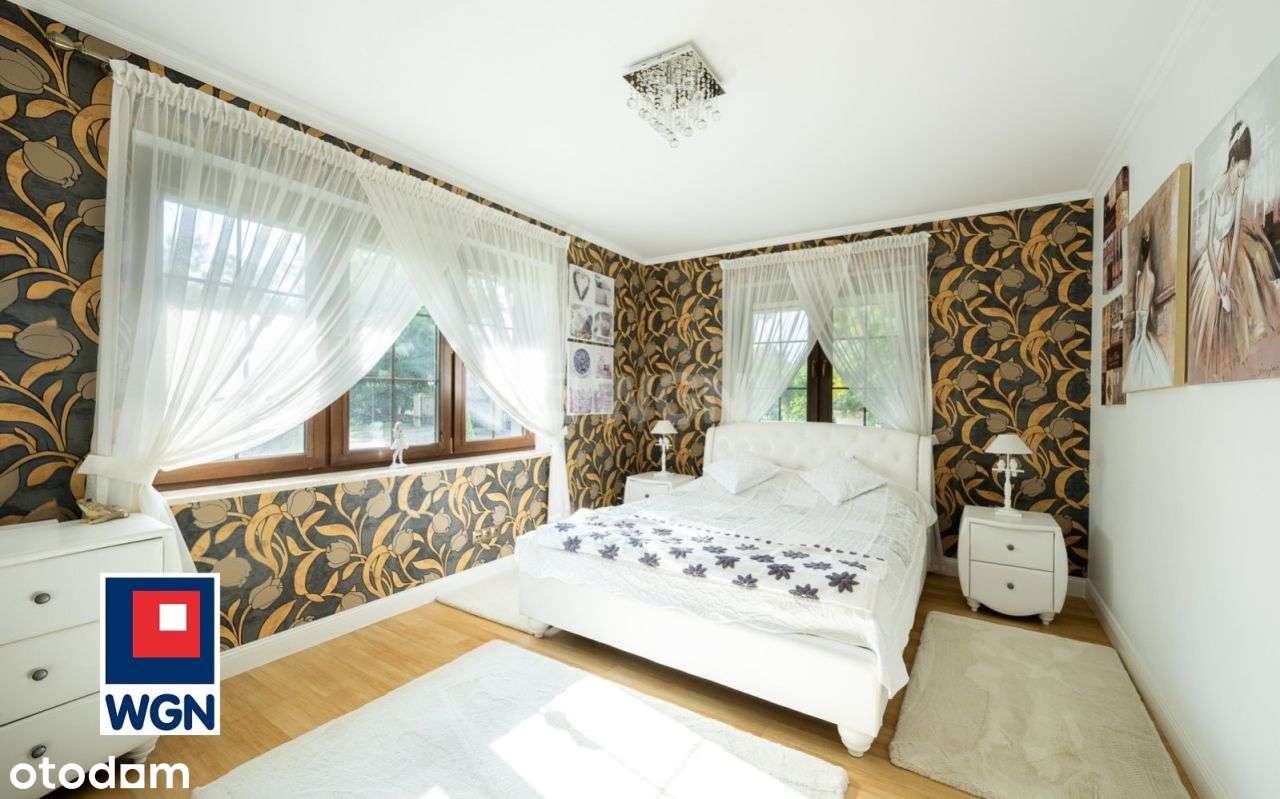 Luksus i funkcjonalność w otoczeniu natury – dom z basenem.-16