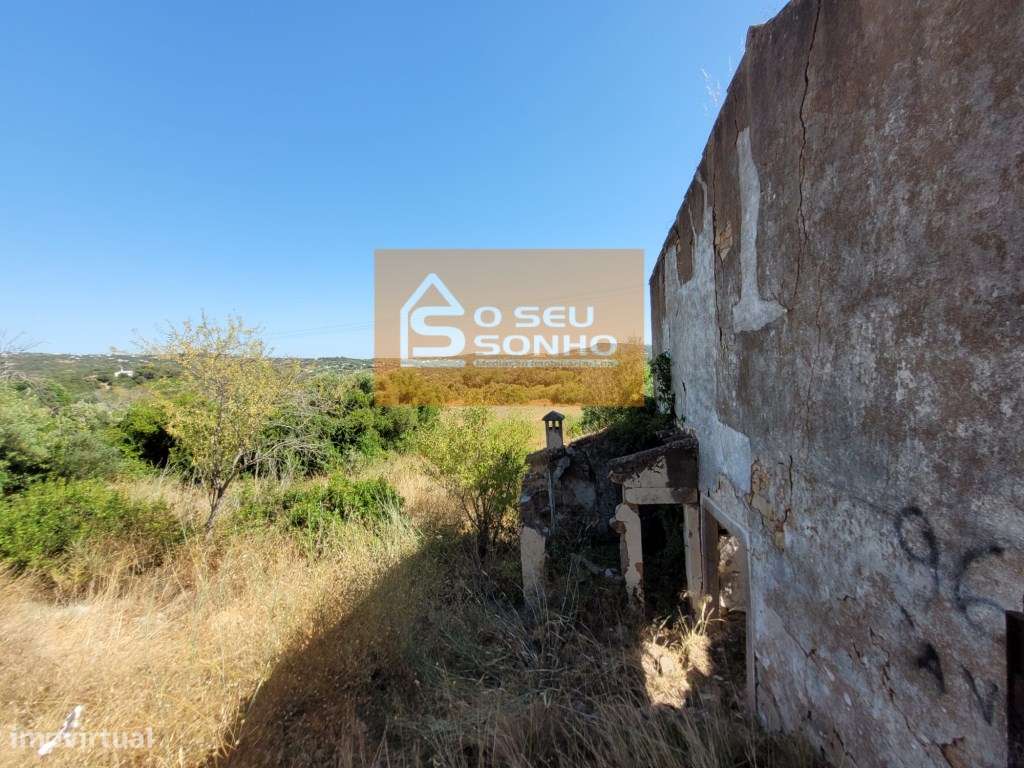 Terreno com Projecto Aprovado para Moradia T3 com Piscina-13