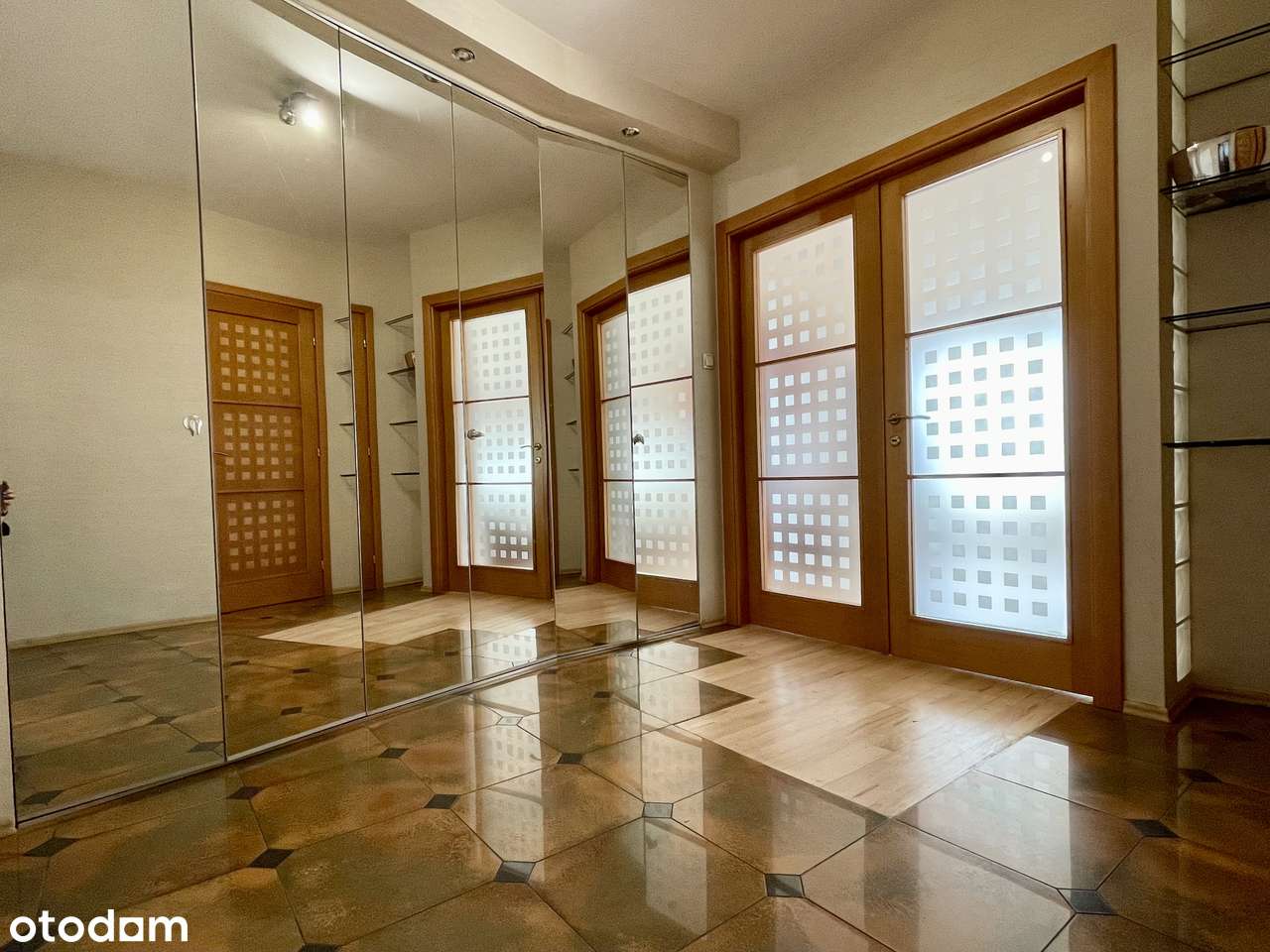 Rezydencja pod Orłem  3 pokoje 15 piętro z widokiem na panoramę miasta-8