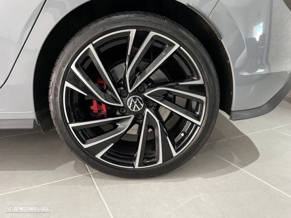 VW Golf 2.0 TSI GTI Clubsport DSG - 18