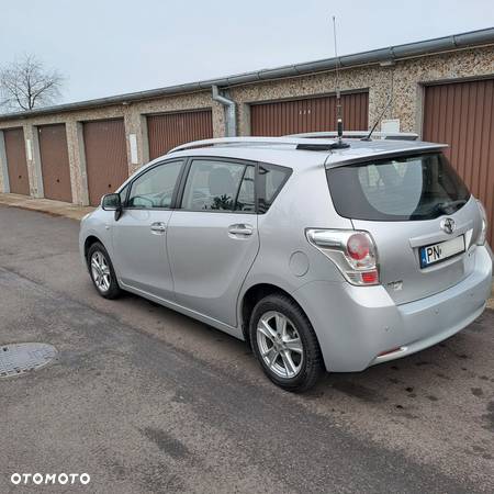 Toyota Verso 1.8 Sol 7os MS - 7