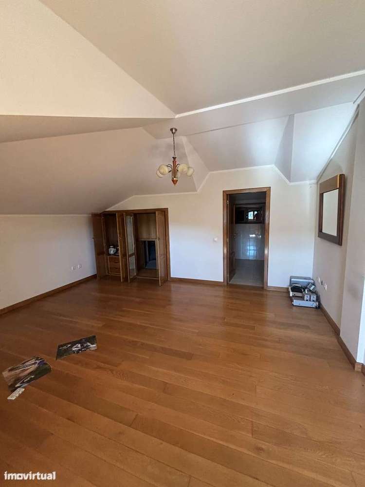 Imóvel de banco : apresente-nos a sua e-20