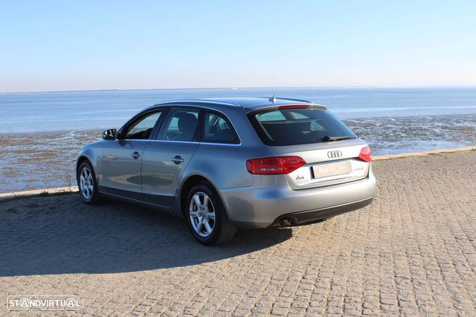 Audi A4 Avant 2.0 TDI Advance Multitronic - 8