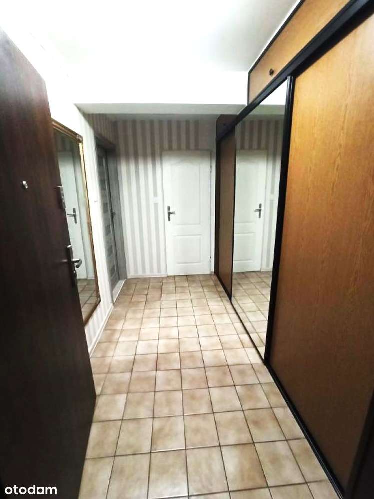 Stare Miasto, 2 pokoje, duży balkon, piwnica-7