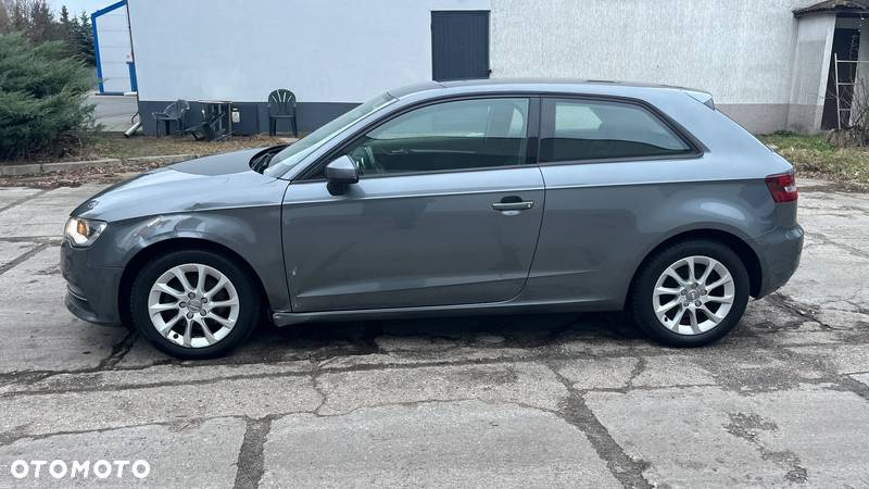 Audi A3 1.4 TFSI Attraction - 2