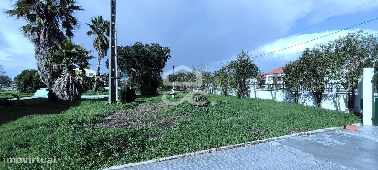 Moradia T3 Glória Ribatejo-5