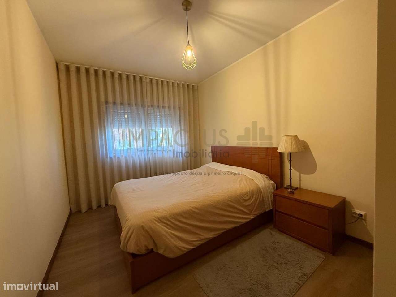 Apartamento T2 com garagem no centro-12