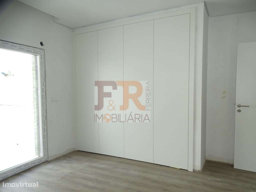 Moradia Duplex T3 Semi-Pronta!Pinhal General Fernão Ferro-8