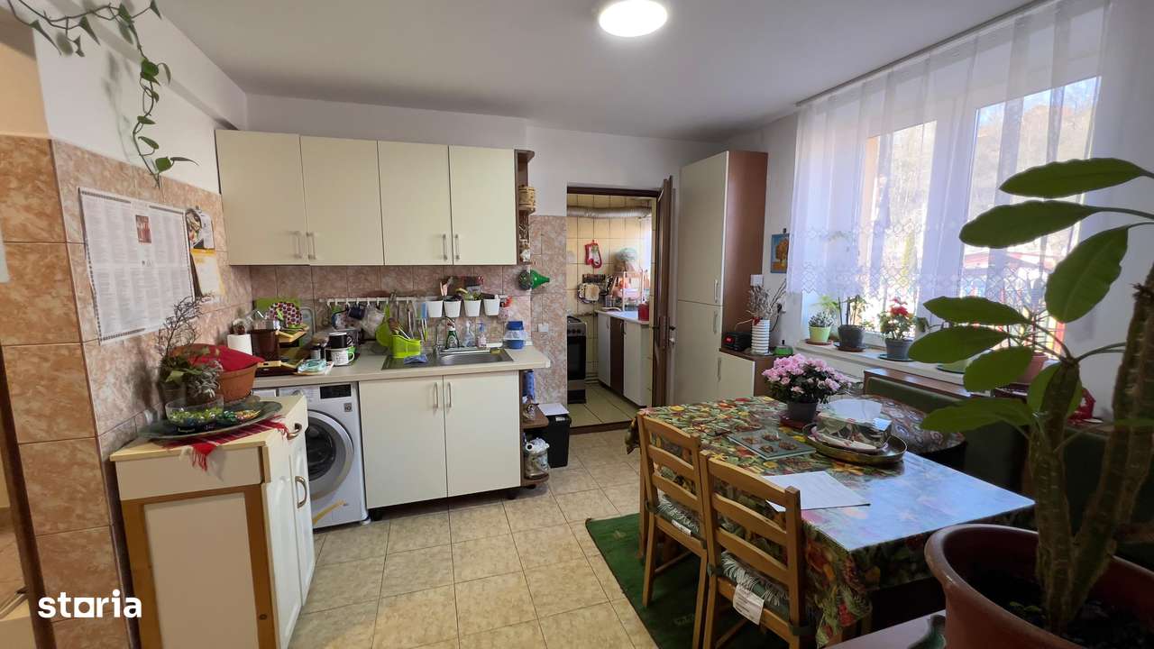 Apartament in casa tip vila-1