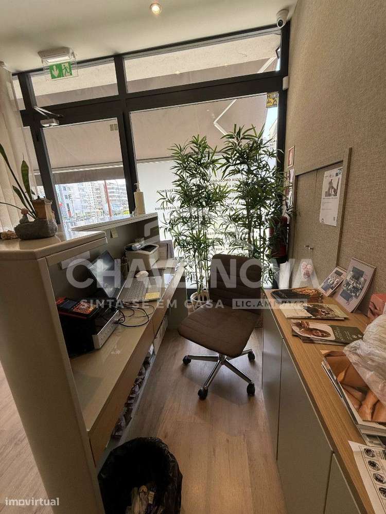 Clínica para trespasse, à Av. da Boavista, Porto - Grande imagem: 5/16